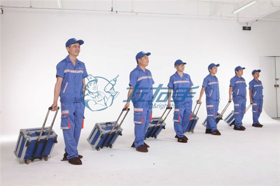 左右手安裝團(tuán)隊(duì)形象照拍攝 左右手安裝團(tuán)隊(duì)形象照拍攝