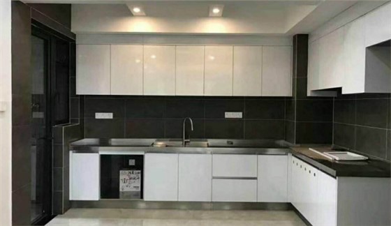 如何進(jìn)行不銹鋼櫥柜臺(tái)面安裝？安裝過程有哪些技巧可以借鑒