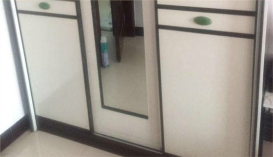 142移門衣柜鏡子正確安裝方法，安裝步驟有哪些？