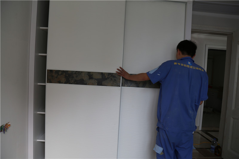 左右手安裝師傅告訴你，這些保養(yǎng)家具的方式千萬不能做