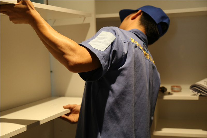 左右手家具安裝師傅教你玩轉定制家具選購要點