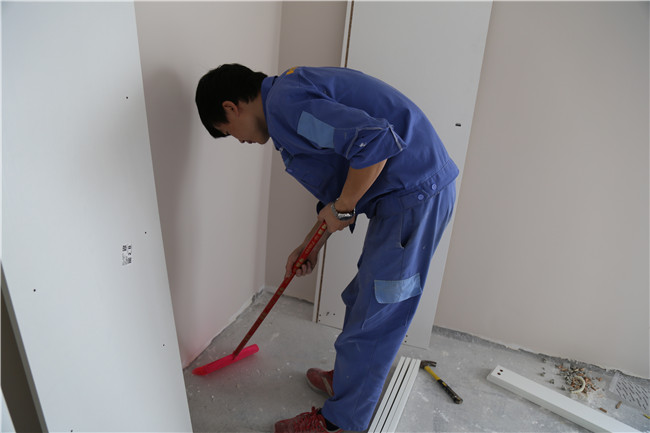 作為一名家具安裝工，該具備哪些基本素養(yǎng)？