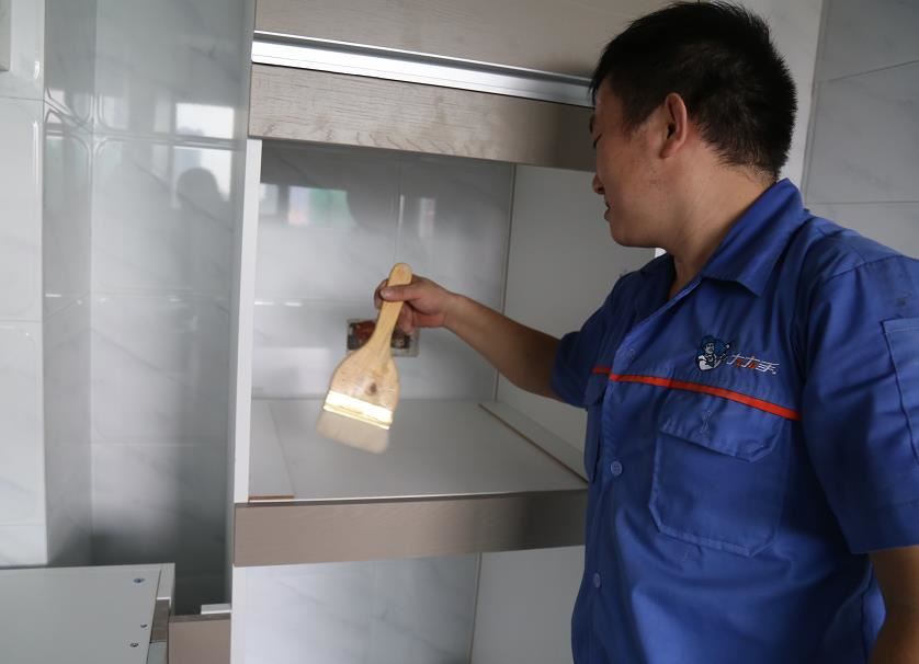 老鐵，這些定制家具的問題扎心了嗎？