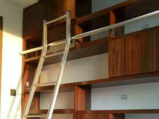 這么美的板式書柜是誰裝的？