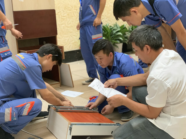 干完活卻收不到錢！安裝師傅有苦說不出來！