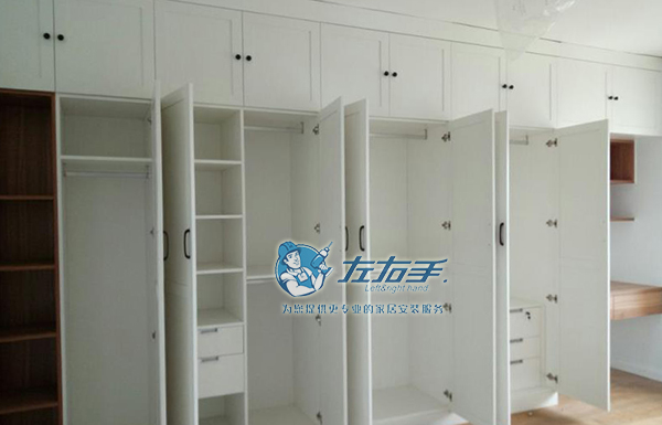 整體衣柜安裝價格怎么算？