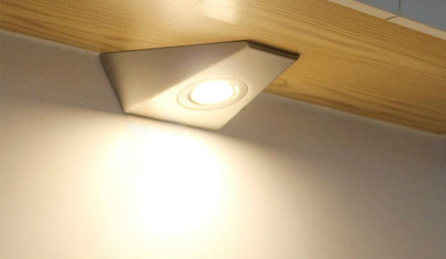 櫥柜吊柜底燈到底怎么安裝？安裝時需要注意什么