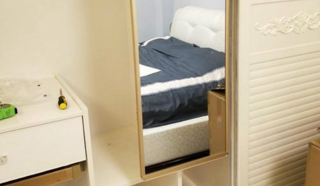 衣柜隱形鏡子安裝過(guò)程如何做，有哪些安裝流程