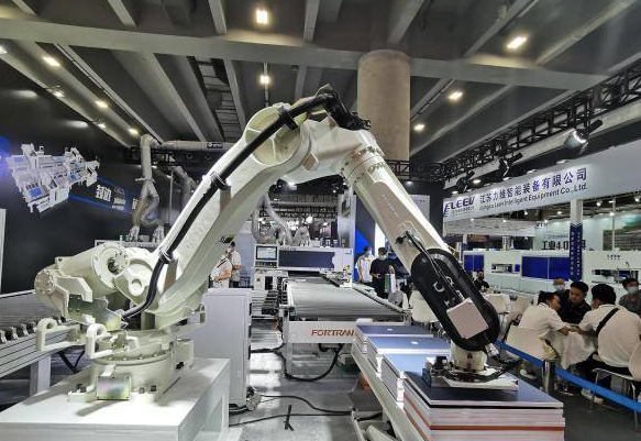 投資風(fēng)向標(biāo)：定制家居新風(fēng)向，近七成消費(fèi)者最看重健康環(huán)保