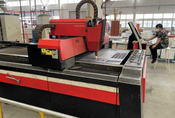 新中式風(fēng)格家具:家具是買(mǎi)貴一點(diǎn)的還是便宜點(diǎn)的好？