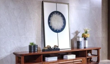 實(shí)木多層地板定制;實(shí)木家具如何選購與修復(fù)保養(yǎng)？