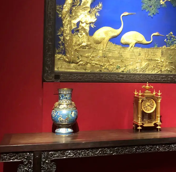 新中式家具定制：中式家具選購(gòu)、陳設(shè)、保養(yǎng)全攻略！