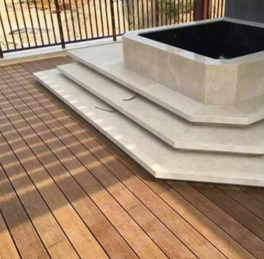 戶外竹木地板有很什么優(yōu)點？要怎么保養(yǎng)？