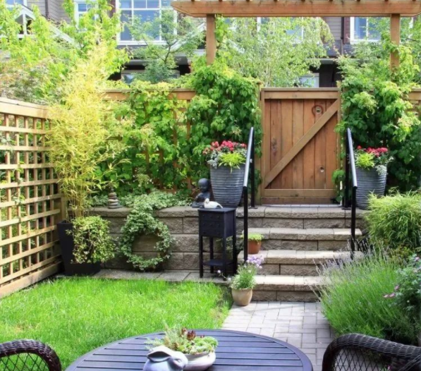 庭院家具柵欄，分享不同風格的庭院如何搭配庭院家具？