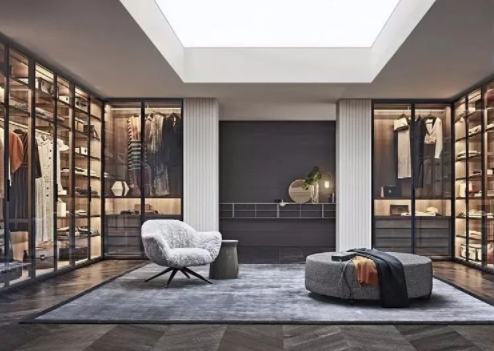 定做衣柜格局，定制衣柜與成品衣柜的區(qū)別