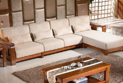 客廳沙發(fā)買“皮沙發(fā)”還是“布沙發(fā)”？