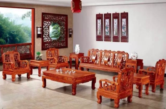 紅木沙發(fā)套：紅木沙發(fā)怎么選？四點建議及市場常見紅木沙發(fā)款式、特點