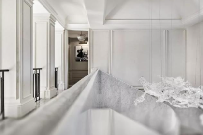 上海整木定制家裝：整木定制護墻板，美的不可思議