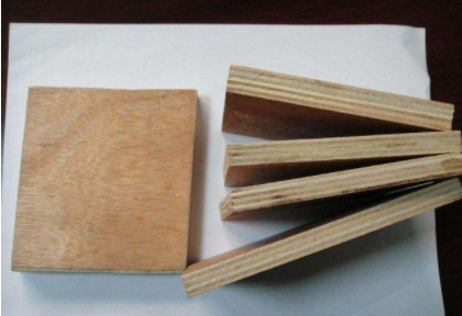 膠合板密度標(biāo)準(zhǔn);膠合板多少錢？膠合板怎么選購(gòu)？