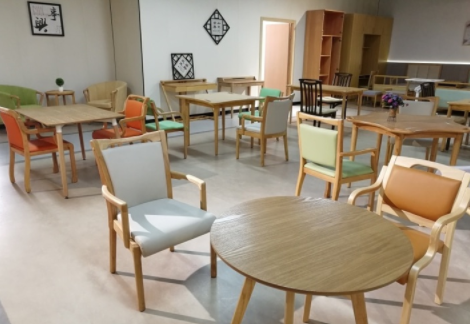 社會老齡化問題，怎么設計適老化桌子和椅子？