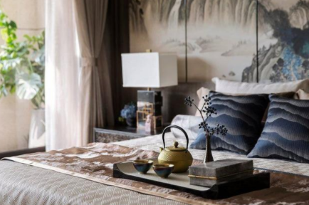 新中式別墅設(shè)計(jì)怎么搭配窗簾色彩？