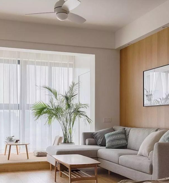 定制護(hù)墻板價(jià)格，家用護(hù)墻板什么材質(zhì)好？