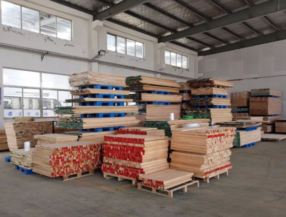 實木護(hù)墻板定制價格，為什么實木護(hù)墻板這么美？