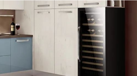 家裝酒柜隔斷效果圖，靠墻酒柜有什么作用？