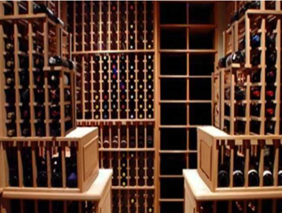 實(shí)木葡萄酒柜定制：想定制個(gè)高級(jí)點(diǎn)的酒柜，哪個(gè)牌子酒柜好？