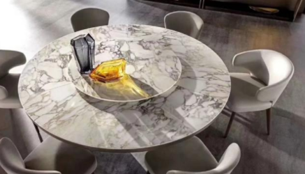 大理石臺面翻新：天然大理石家具，白色永遠(yuǎn)都是主色調(diào)。