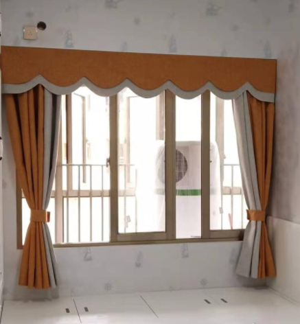 辦公室窗簾大部分人首先想到的是卷簾，垂簾。百葉窗簾