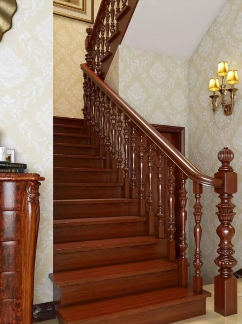 南京整體樓梯：如何選擇實(shí)木樓梯，不會買到劣質(zhì)品？