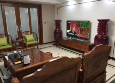 家庭小戶型中式裝修：中式裝修風格，搭配的紅木家具，漂亮極了！