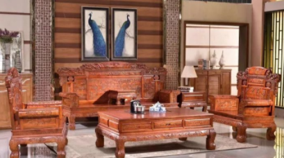 香樟木家具：香樟木沙發(fā)的優(yōu)點(diǎn)有哪些？