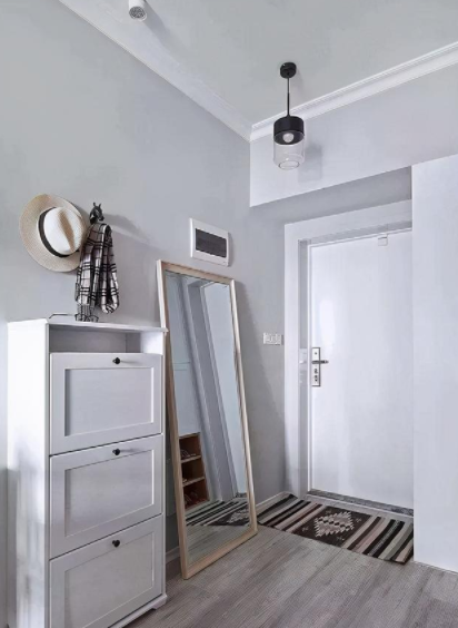 衣柜穿衣鏡價格：家里的穿衣鏡、浴室鏡、裝飾鏡怎么安裝？