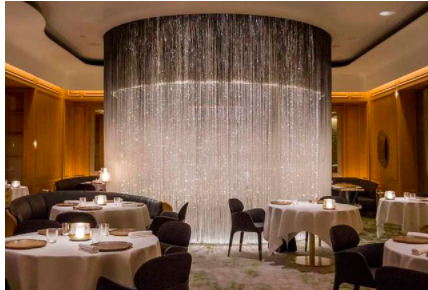 實(shí)木餐桌椅：做餐飲怎樣才能選好餐廳家具？開餐廳買餐桌椅需要注意什么？