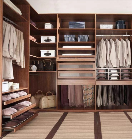 臥室定制衣柜款式怎么選？