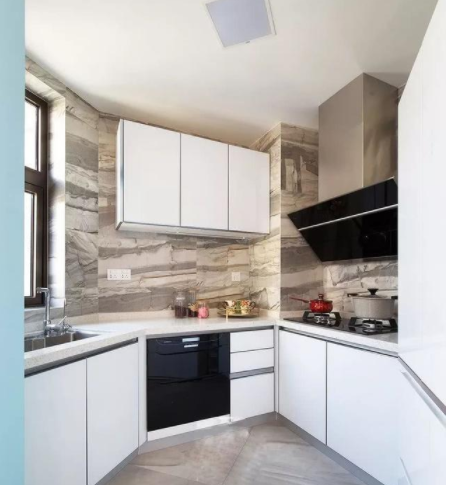 整體櫥柜臺(tái)面價(jià)格：整體櫥柜的設(shè)計(jì)方案，櫥柜什么材質(zhì)好？