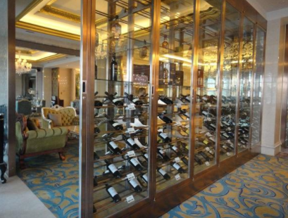 酒柜隔斷效果圖，不銹鋼酒柜可以定制多高？