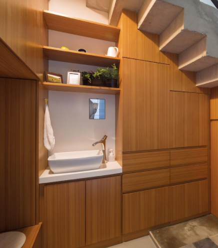 【玄關(guān)設(shè)計(jì)效果圖】玄關(guān)不僅要裝柜子，設(shè)計(jì)個(gè)洗漱臺(tái)也同樣重要，很實(shí)用