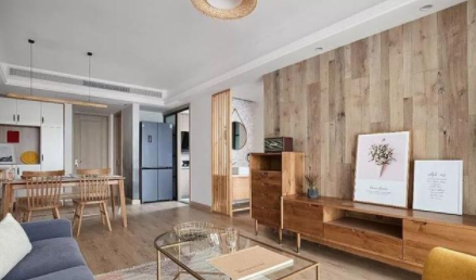 新房簡約裝修設(shè)計：新房裝成原木簡約清風，溫馨漂亮