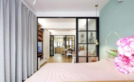 【客廳燈水晶燈】客廳吸頂燈安裝方法你知道嗎？安裝需要注意什么