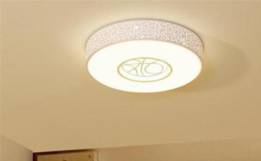 【陽臺裝修效果圖片】陽臺吸頂燈如何選購？陽臺燈如何搭配裝修風格？