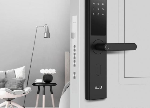 【云丁智能鎖推薦】安裝智能門鎖的人越來越多，選購時該注意什么呢？