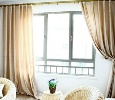 【窗簾布藝加盟】家裝室內(nèi)窗簾什么材質(zhì)比較好呢？