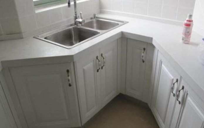 【石英石臺面價格】廚房安裝石英石臺面需要注意什么？