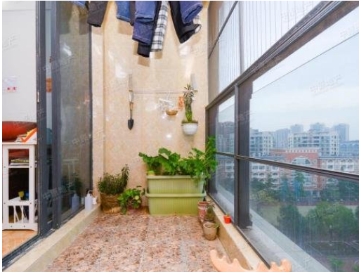 【臥室節(jié)能燈具】陽臺燈具安裝的注意事項是什么？