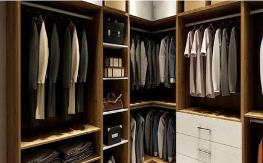 上海加盟哪個(gè)定制衣柜好，實(shí)木家具價(jià)格多少錢一平？