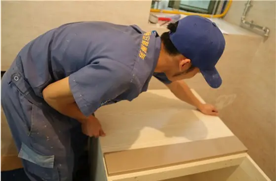 家具安裝師傅平臺(tái)哪個(gè)好用呢？當(dāng)然還得是左右手平臺(tái)